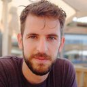 Renan Costa, equipe de balcão da Passo Livre Calçados
